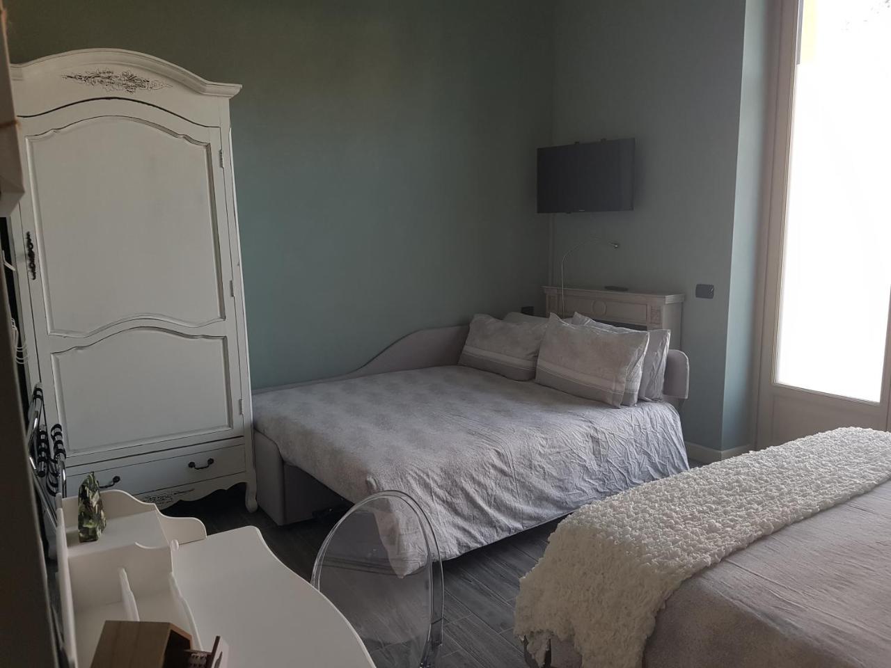 L'Ortodellerose Hotel Алба Екстериор снимка